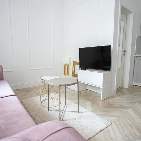 Etoile City Center Apartments 베오그라드 외부 사진